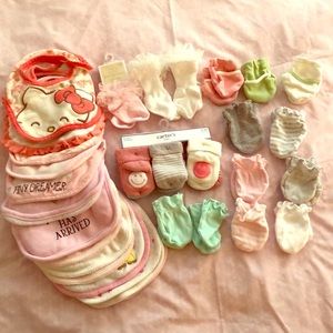 34 items BABY SOCKS, MITTENS & BIBS